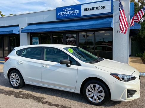 Used 2017 Subaru Impreza 2.0i AWD/4WD image 10