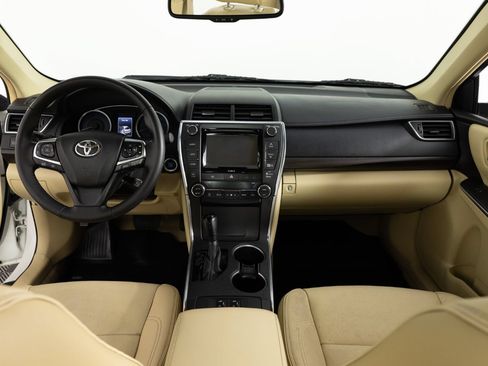 Used 2017 Toyota Camry XLE w/ Advanced Technology Package FWD image 34
