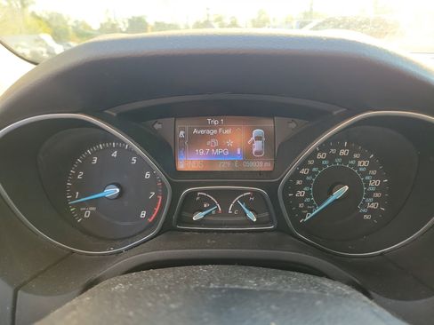 Used 2012 Ford Focus Titanium image 24