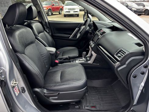 Used 2017 Subaru Forester 2.5i Limited AWD/4WD image 25