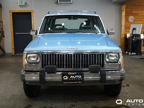 Used 1989 Jeep Cherokee Laredo AWD/4WD image 2
