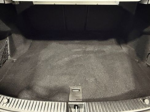 Used 2016 Mercedes-Benz C 300 4MATIC Sedan image 4