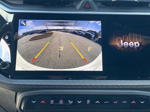 New 2026 Jeep Cherokee Limited image 12