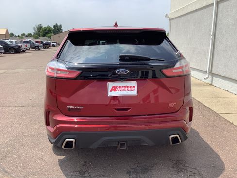 Used 2019 Ford Edge ST w/ Equipment Group 401A AWD/4WD image 6