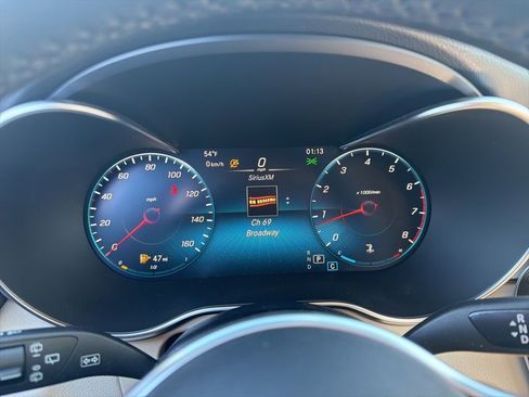 Used 2022 Mercedes-Benz GLC 300 4MATIC image 29