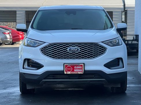 Used 2024 Ford Edge SEL image 11
