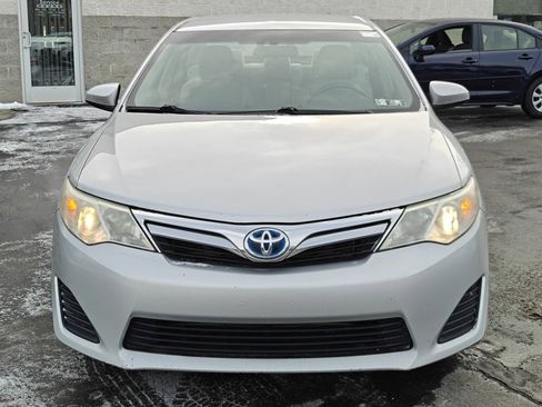Used 2012 Toyota Camry XLE image 2