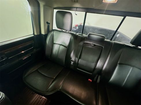 Used 2018 RAM 2500 Laramie w/ Convenience Group image 12