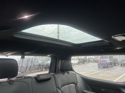 New 2026 Jeep Grand Wagoneer Limited image 32