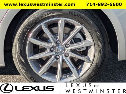 Used 2018 Acura TLX w/ Technology Package image 13