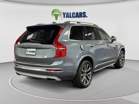 Used 2017 Volvo XC90 T6 Momentum w/ Vision Package AWD/4WD image 5