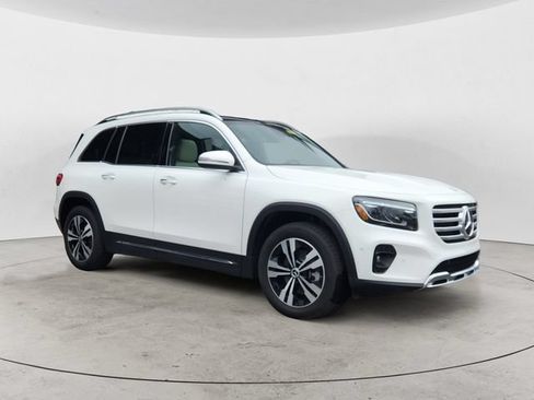 Certified 2025 Mercedes-Benz GLB 250 4MATIC image 7