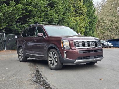 Used 2020 Kia Telluride S w/ S 8 Passenger Seating Package