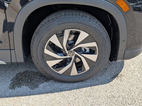 New 2026 Volkswagen Tiguan S FWD image 19
