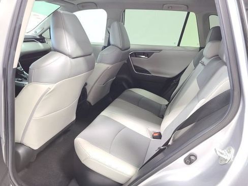 Certified 2022 Toyota RAV4 Limited AWD/4WD image 18