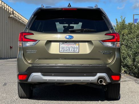 Used 2024 Subaru Forester Touring w/ Pop Package 2 image 8