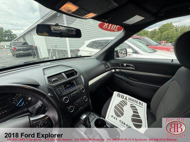 Used 2018 Ford Explorer XLT AWD/4WD image 23