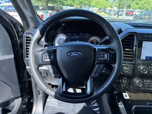 Used 2021 Ford F250 Lariat w/ Lariat Ultimate Package AWD/4WD image 28