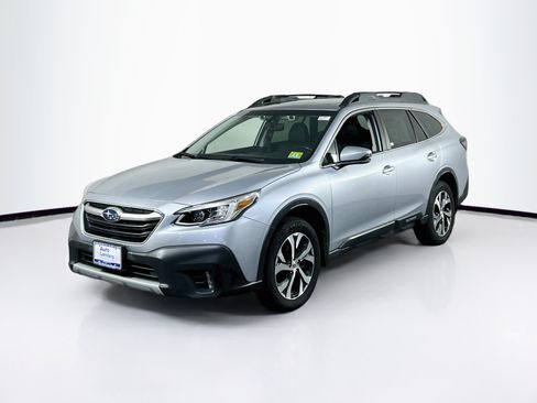 Used 2021 Subaru Outback Limited AWD/4WD image 1