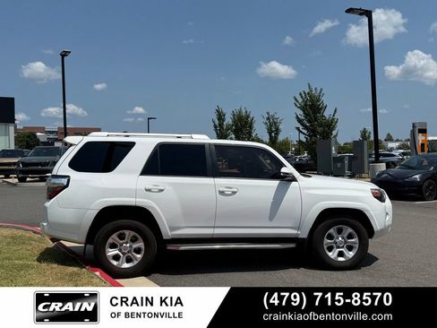 Used 2016 Toyota 4Runner SR5 Premium RWD image 8