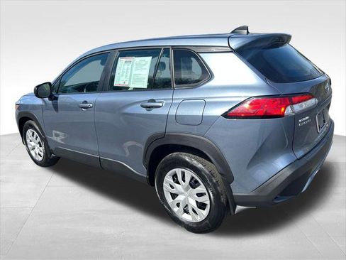 Certified 2025 Toyota Corolla Cross L FWD image 3