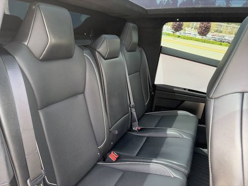 Used 2024 Tesla Cybertruck Cyberbeast AWD/4WD image 22