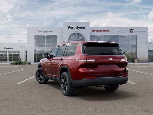 New 2026 Jeep Grand Cherokee L Limited w/ Limited Altitude Package AWD/4WD image 3