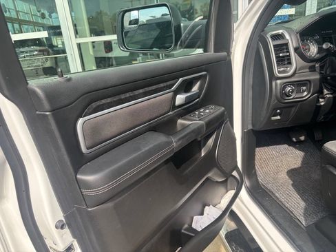Used 2023 RAM 1500 Big Horn AWD/4WD image 7