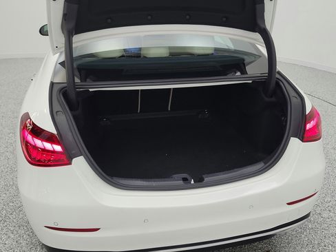 Used 2023 Mercedes-Benz C 300 Sedan image 21