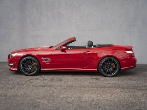 Used 2013 Mercedes-Benz SL 65 AMG image 2