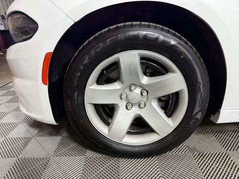 Used 2017 Dodge Charger Police image 4