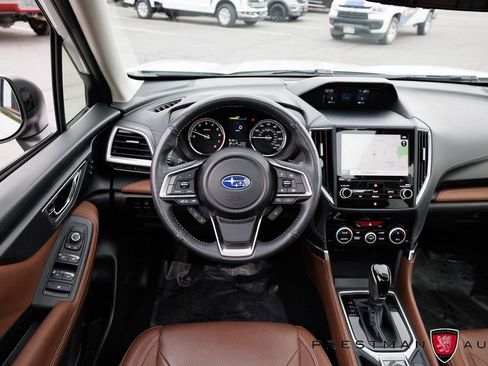 Used 2020 Subaru Forester Touring AWD/4WD image 2