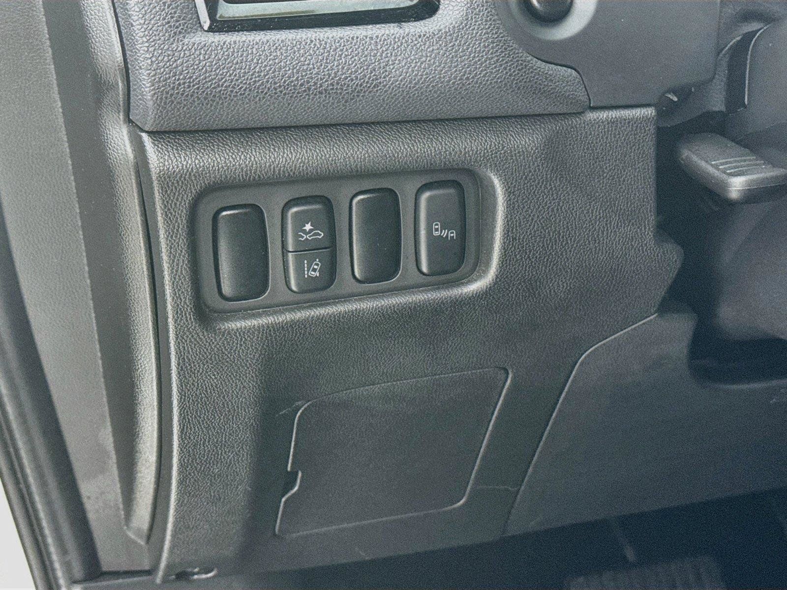 Used 2024 Mitsubishi Outlander Sport ES AWD/4WD image 14