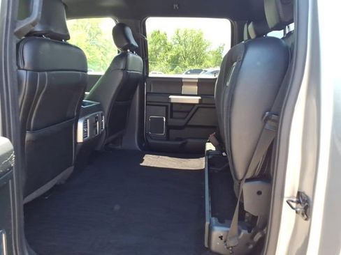 Used 2016 Ford F150 Lariat w/ Equipment Group 502A Luxury AWD/4WD image 9