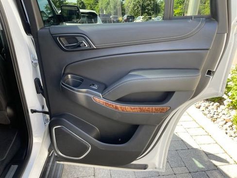 Used 2019 Chevrolet Tahoe Premier w/ RST 6.2L Performance Edition AWD/4WD image 21