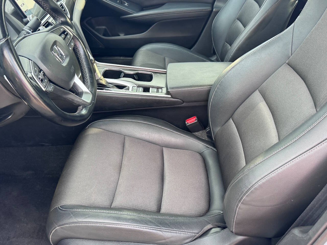 Used 2022 Honda Accord Sport image 14