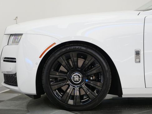 Used 2022 Rolls-Royce Ghost w/ Ghost Package AWD/4WD image 50