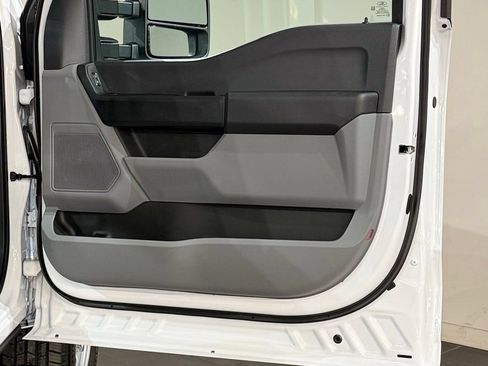 New 2026 Ford F250 XL w/ XL Chrome Package AWD/4WD image 41