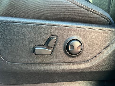 Used 2025 RAM 1500 Big Horn image 13