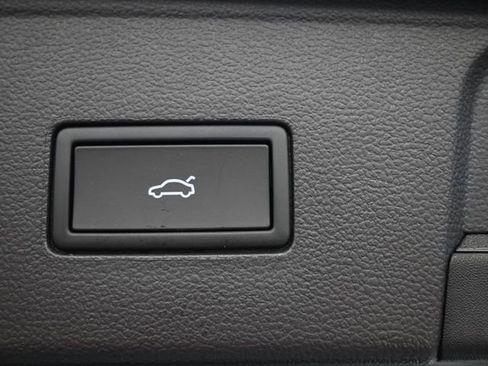 New 2026 Volkswagen Atlas SEL image 16