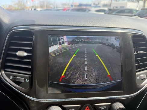 Used 2021 Jeep Grand Cherokee Limited w/ Luxury Group II image 15