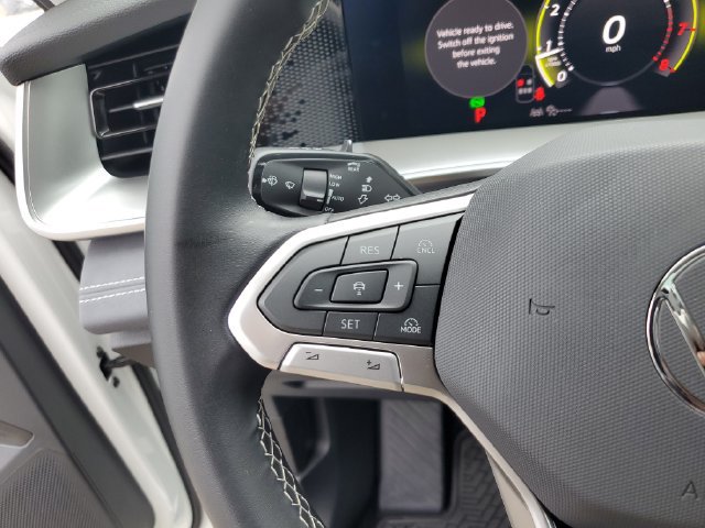 Certified 2026 Volkswagen Tiguan SE FWD image 31