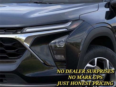 New 2026 Chevrolet Trax LT w/ Driver Confidence Package image 10