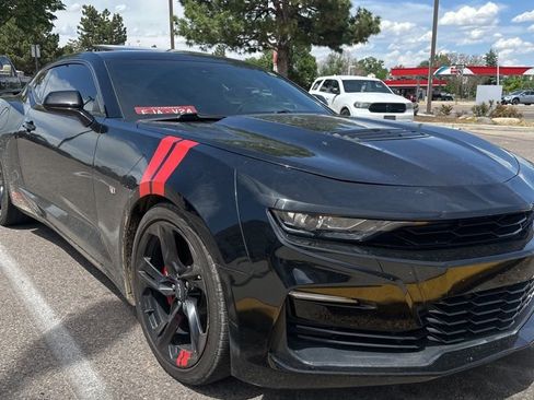 Used 2020 Chevrolet Camaro SS RWD image 1