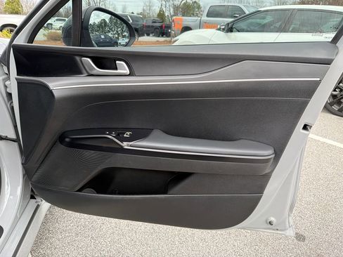 Used 2023 Kia K5 GT-Line image 14