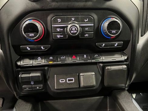 Used 2021 Chevrolet Silverado 1500 LT Trail Boss image 40