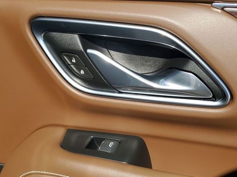 Used 2021 Chevrolet Suburban High Country image 48