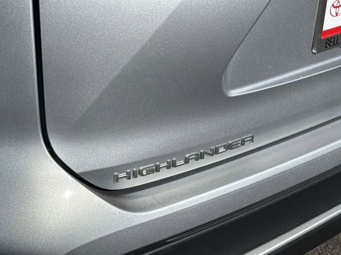 Used 2022 Toyota Highlander XSE image 33