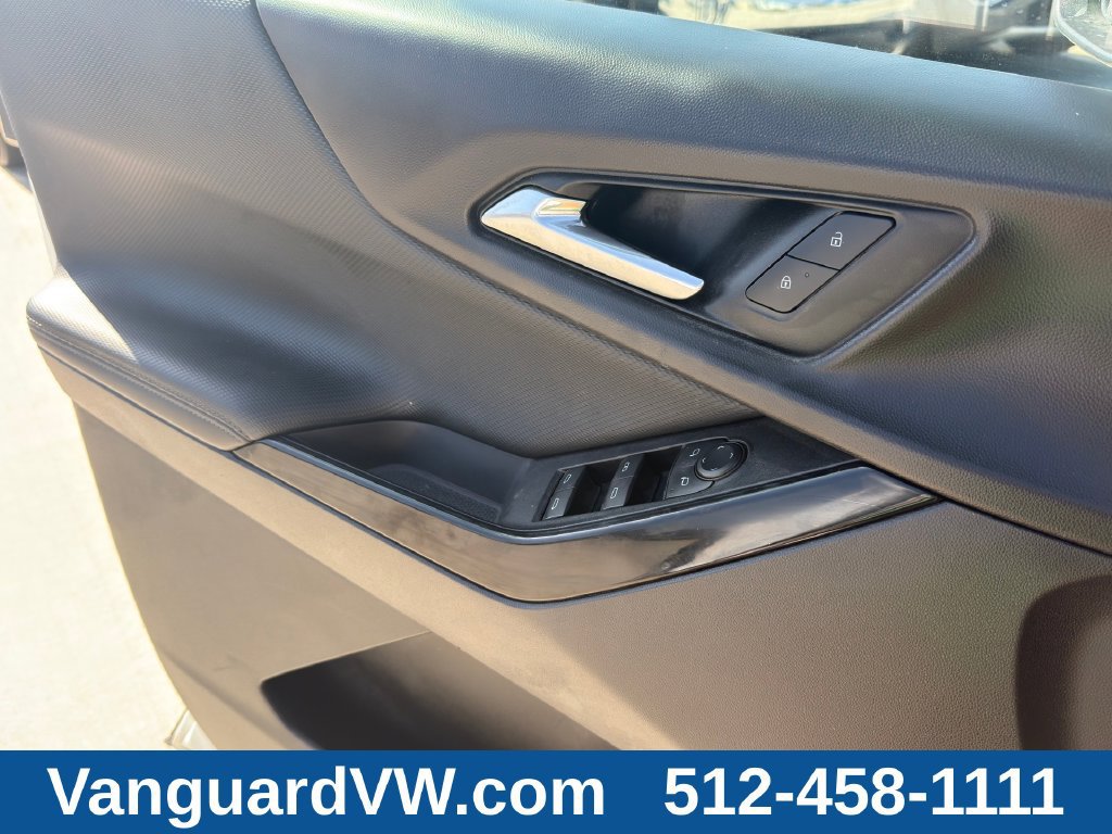 Used 2026 Chevrolet Equinox LT AWD/4WD image 25