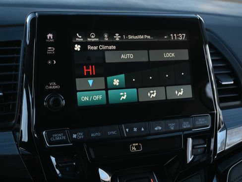 Used 2024 Honda Odyssey Elite image 25